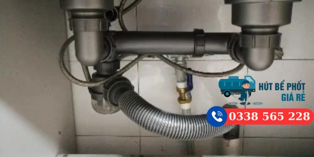 Lắp sai đường ống gây tắc chậu rửa bát