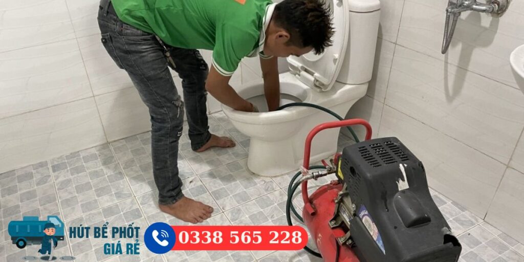 Máy lò xo thông bồn cầu hiệu quả