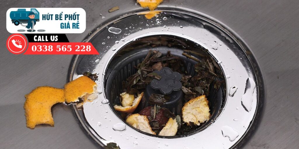 Rác hữu cơ làm tắc chậu rửa bát