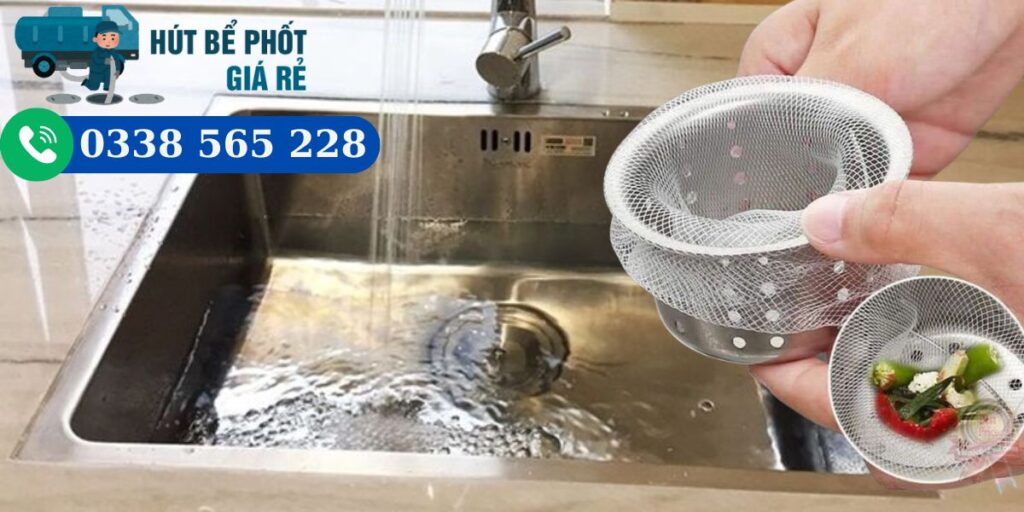 Dùng túi lưới lọc tránh nghẹt bồn rửa